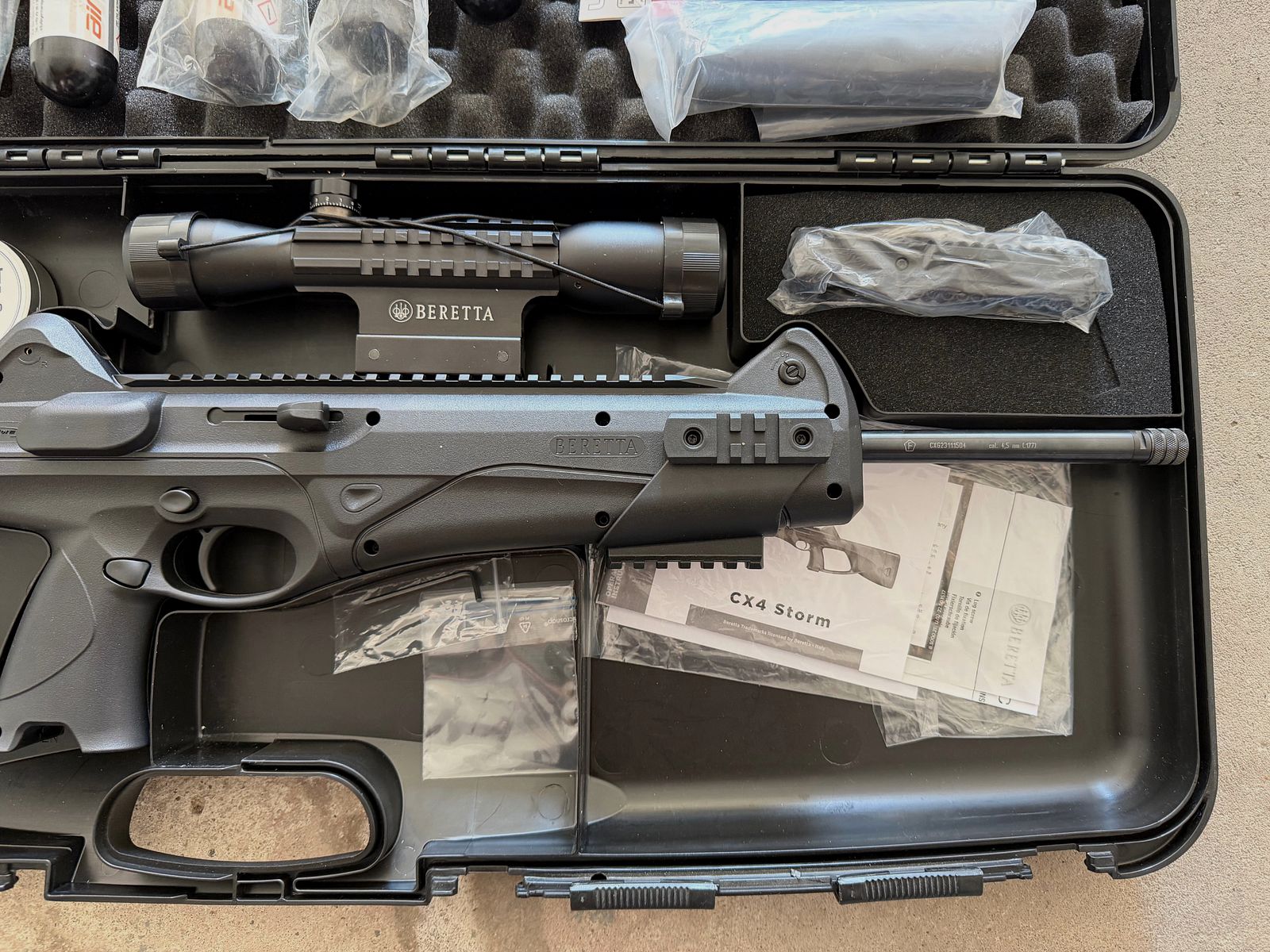 Beretta Cx4 Storm XT BLK 4,5 mm (.177) P CO2 < 7,5 J 30R