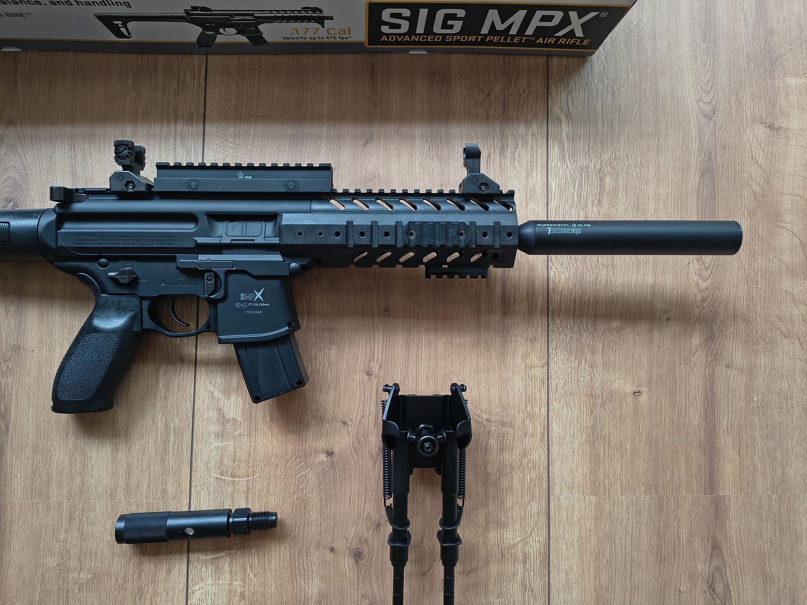 SIG SAUER MPX CO2 Gewehr 4,5mm Diabolo mit Schalldämpfer