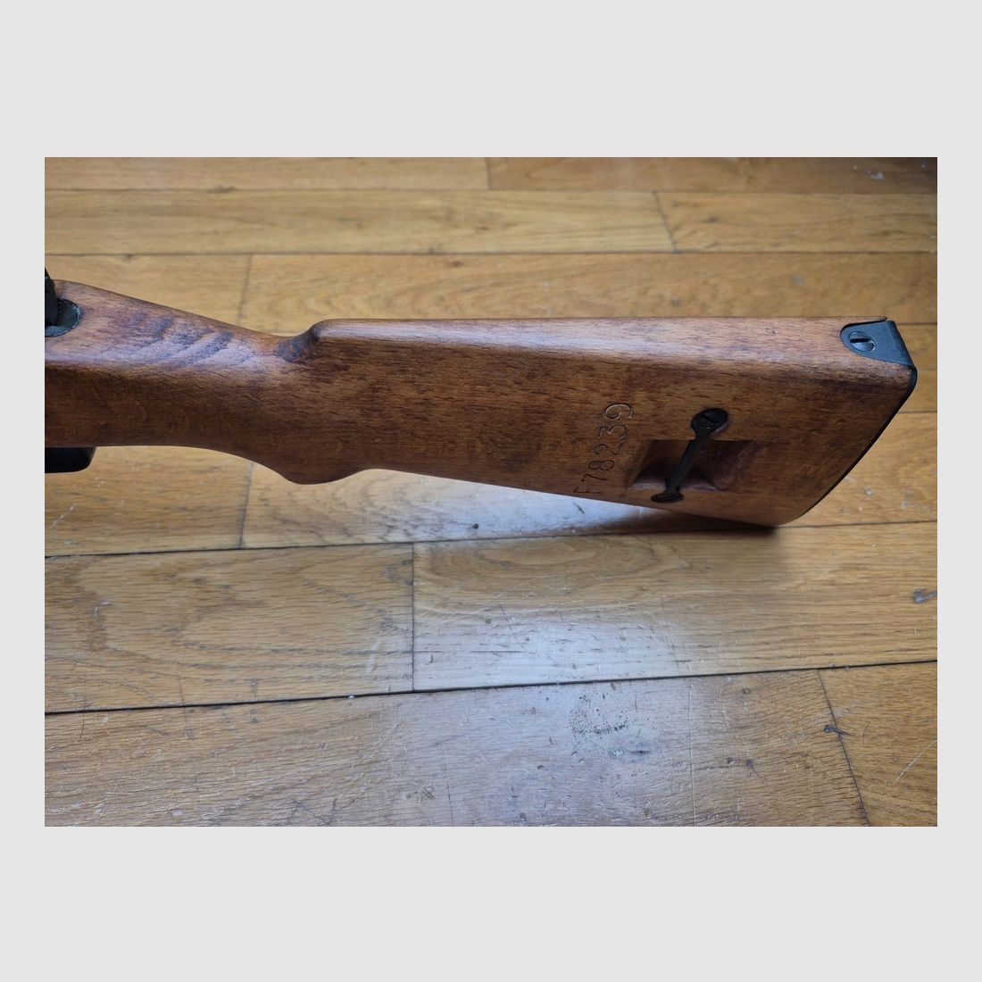 Wunderschönes und seltenes Gewehr Mas 36-51 - Originalkaliber 7,5×54 MAS – Vollständig einheitliche Seriennummer einschließlich Bajonett – Waffe von 1956 – Lauf in neuwertigem Zustand – Neue Gewehrriemen – Reinigungsset – Seltene Waffe zum Sammeln in sehr gutem Zustand+++!, Bild 10 von 32