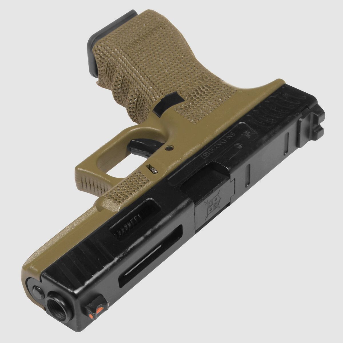 P01 GBB Airsoft Pistool met Grip Stippling in Olijf | Delta Armory