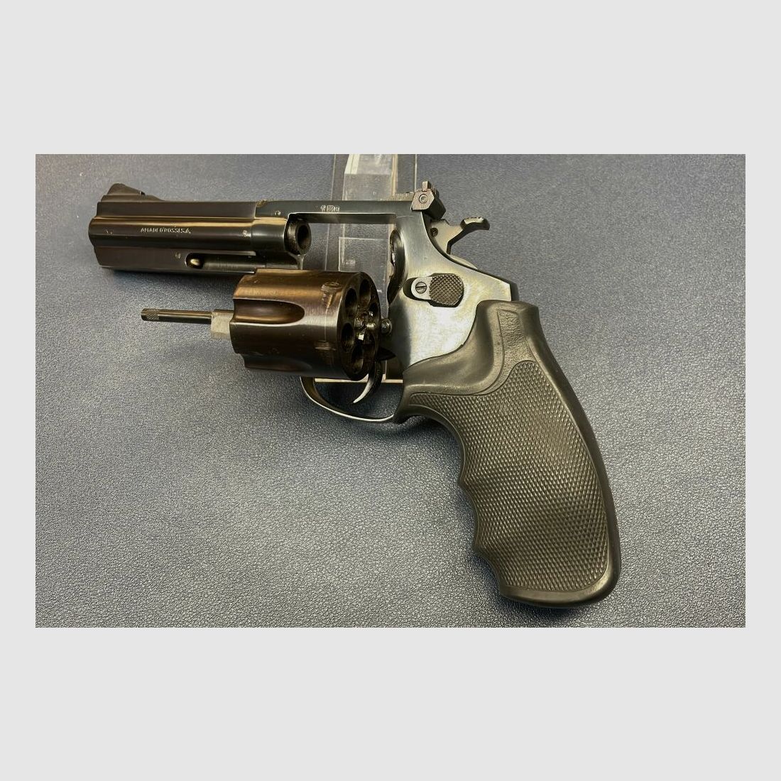 Rossi 4“ .357Mag