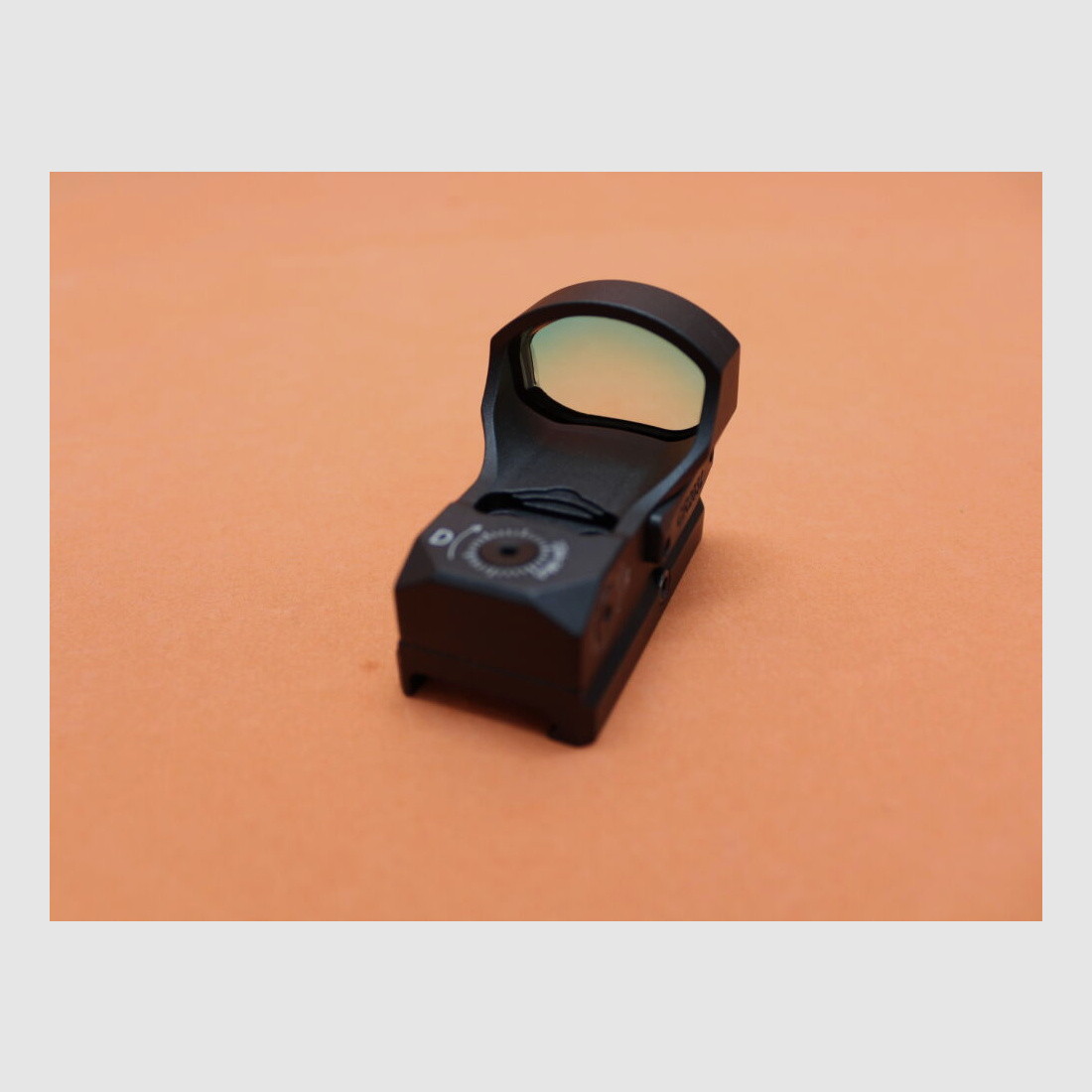 HAWKE HAWKE Celownik Reflex Dot 1x30 (12145) Celownik punktowy Circle Dot 2MOA Punkt/ 35MOA Okrąg/ 1MOA Klik