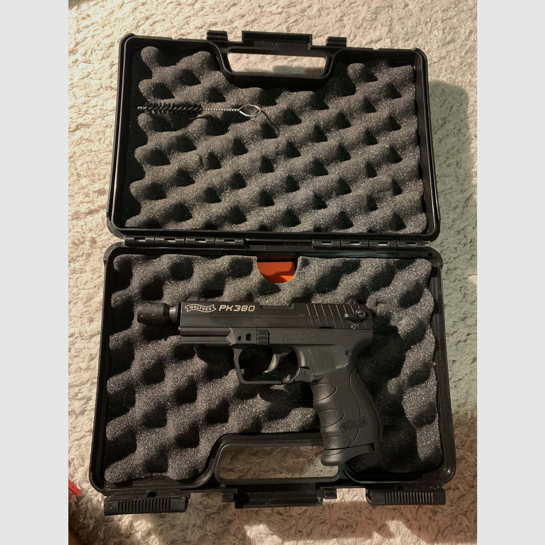 Walther PK380 Schreckschuss 9 mm PAK – gebraucht – Koffer + 78 Schuss Munition