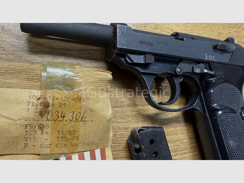 Walther P1 provenant des stocks de dépôt de la Bundeswehr avec sachet de dépôt, incl. 1x chargeur P38, pistolet semi-automatique 9mm Luger P 38 / avec emballage de dépôt, provenant des stocks de dépôt de la Bundeswehr, image 2 sur 10