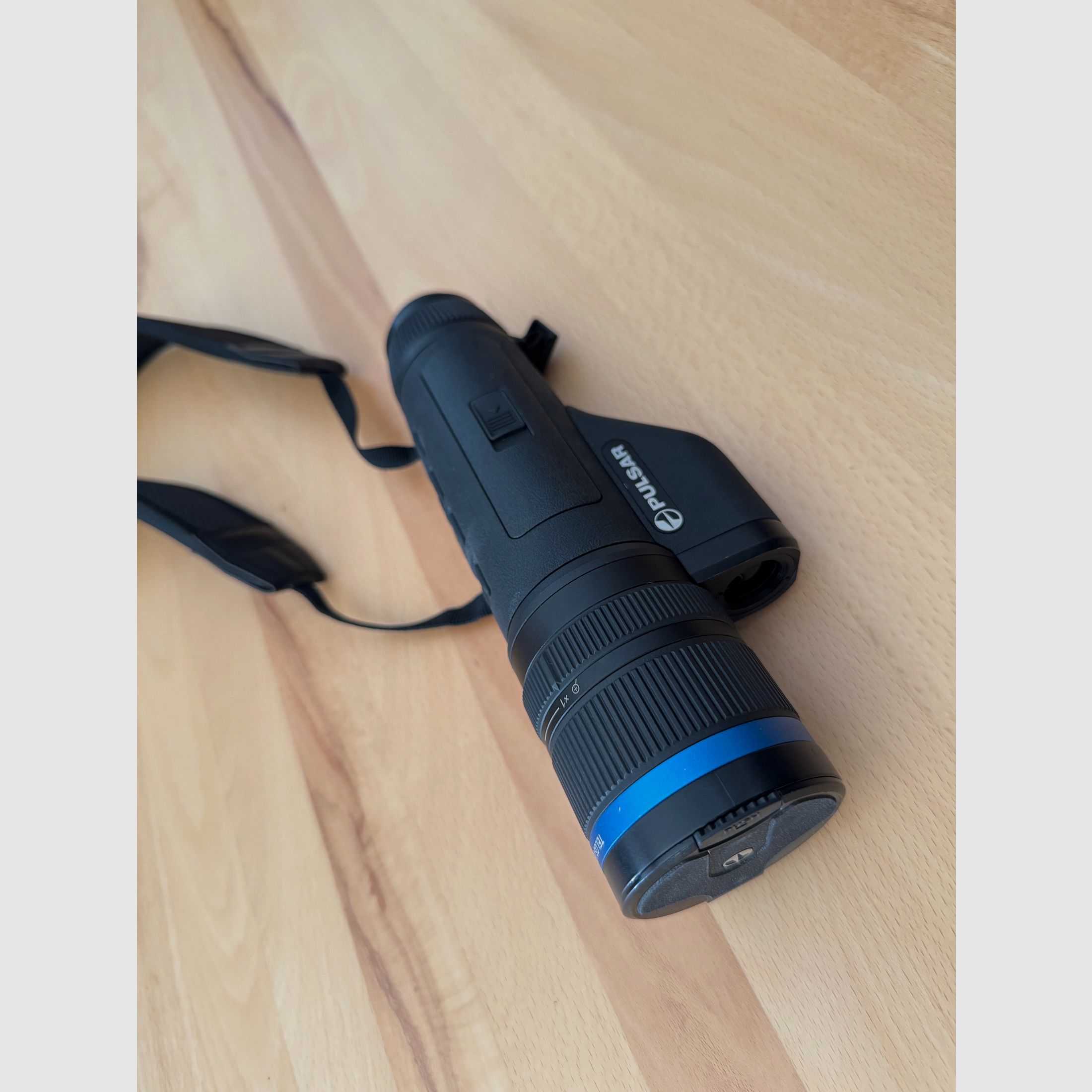Kamera termowizyjna Pulsar Telos LRF XL50