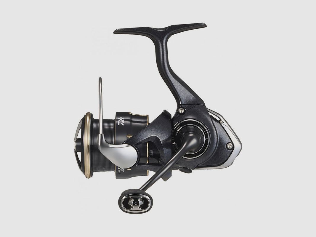 REEL – DAIWA – 26 FREAMS LT2000S, image 1 of 6