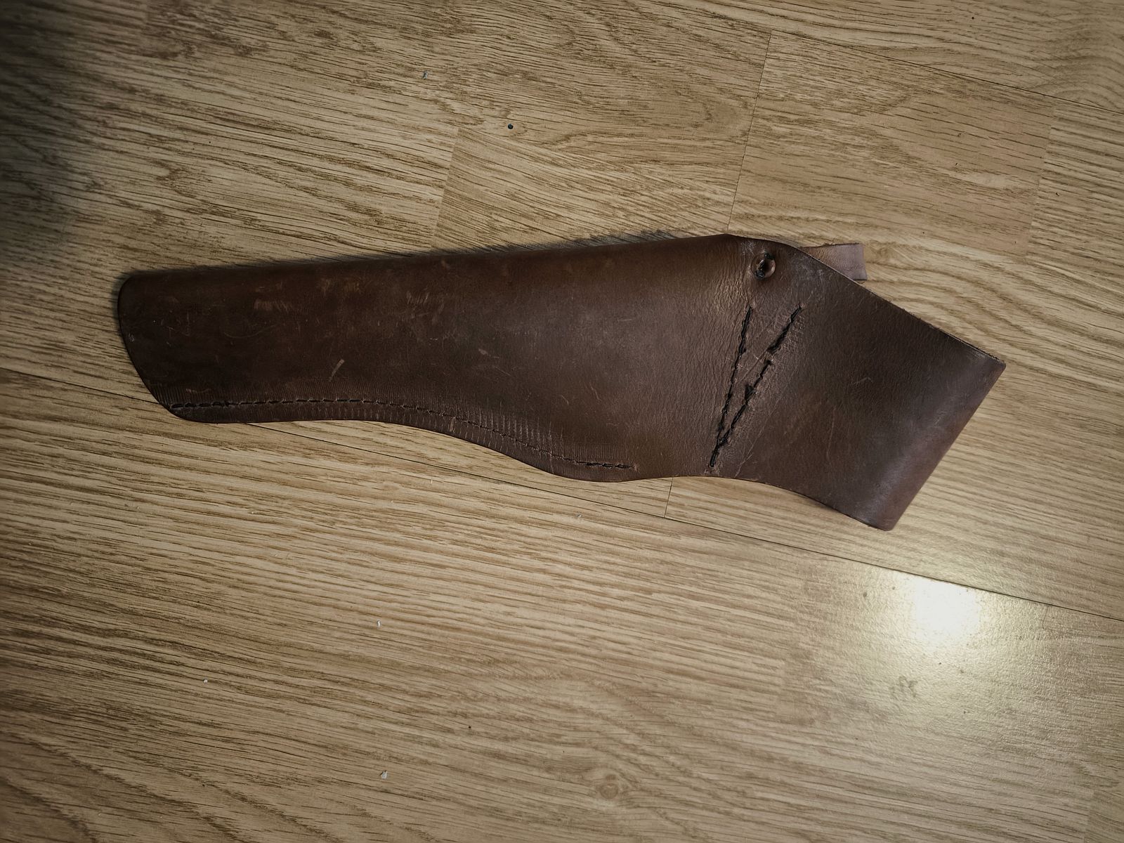 Revolver holster leather