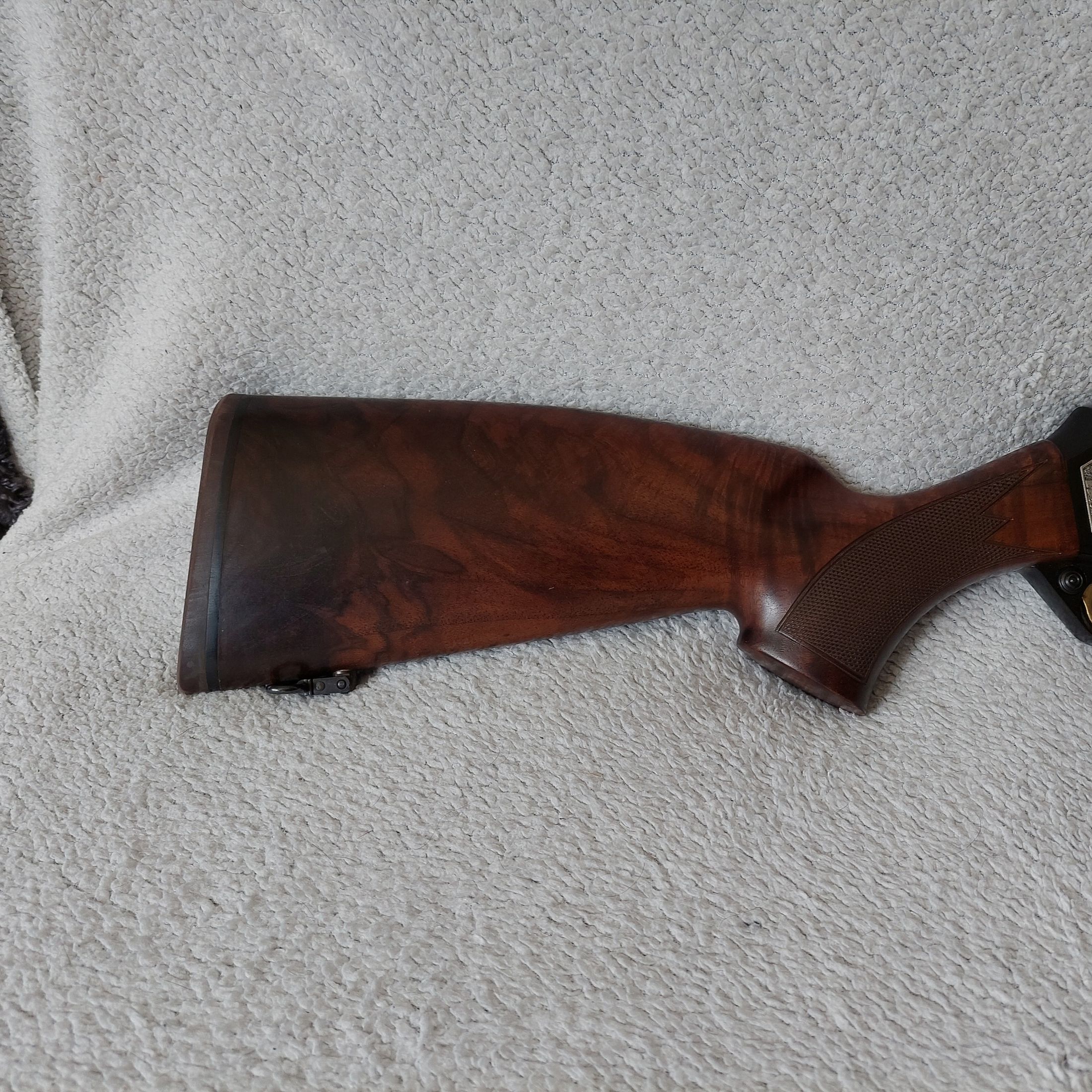 Semi-automatic Browning Bar 2