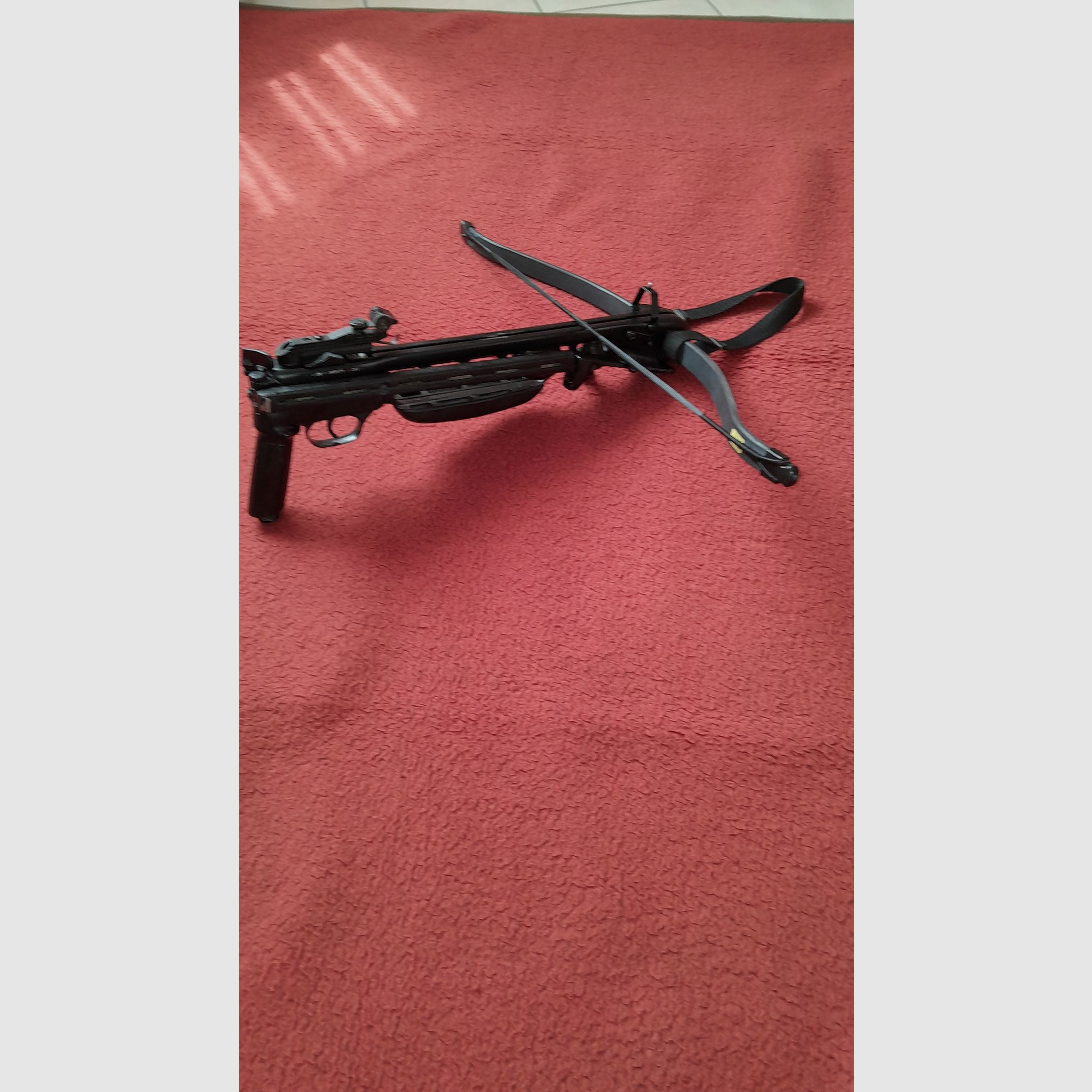 Barnett Panzer II Armbrust, mit DIY-Klappschaft, und 9 Alupfeilen