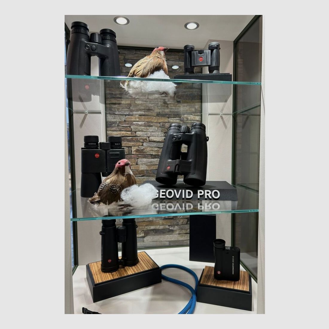 LEICA Rangemaster CRF 2000-B rangefinder