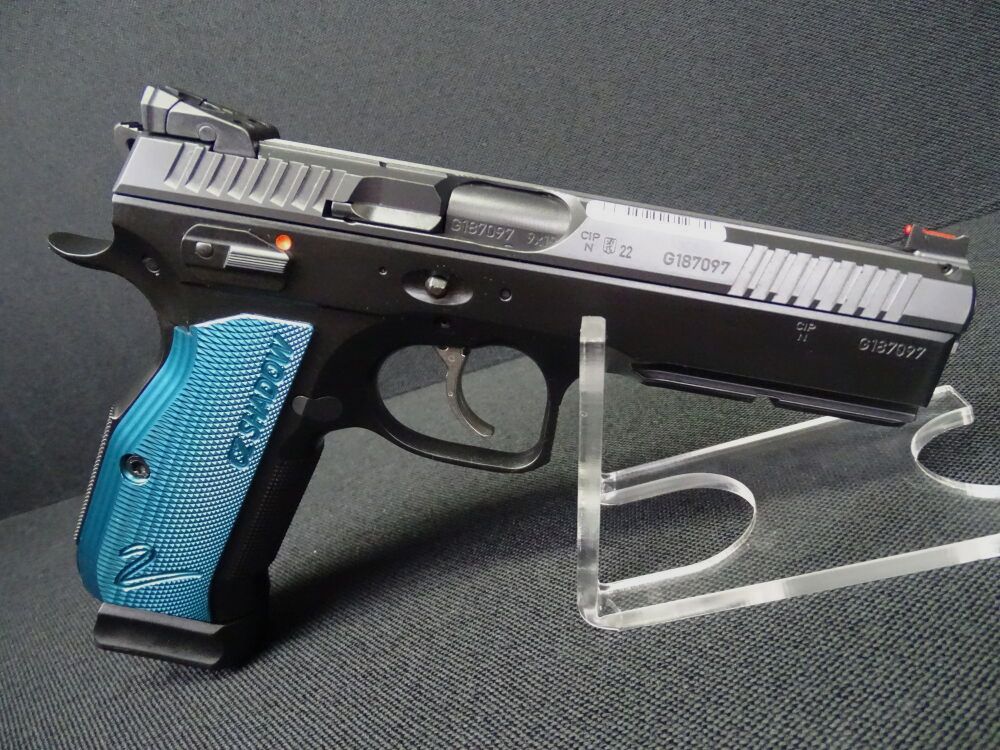 CZ Shadow ll blau