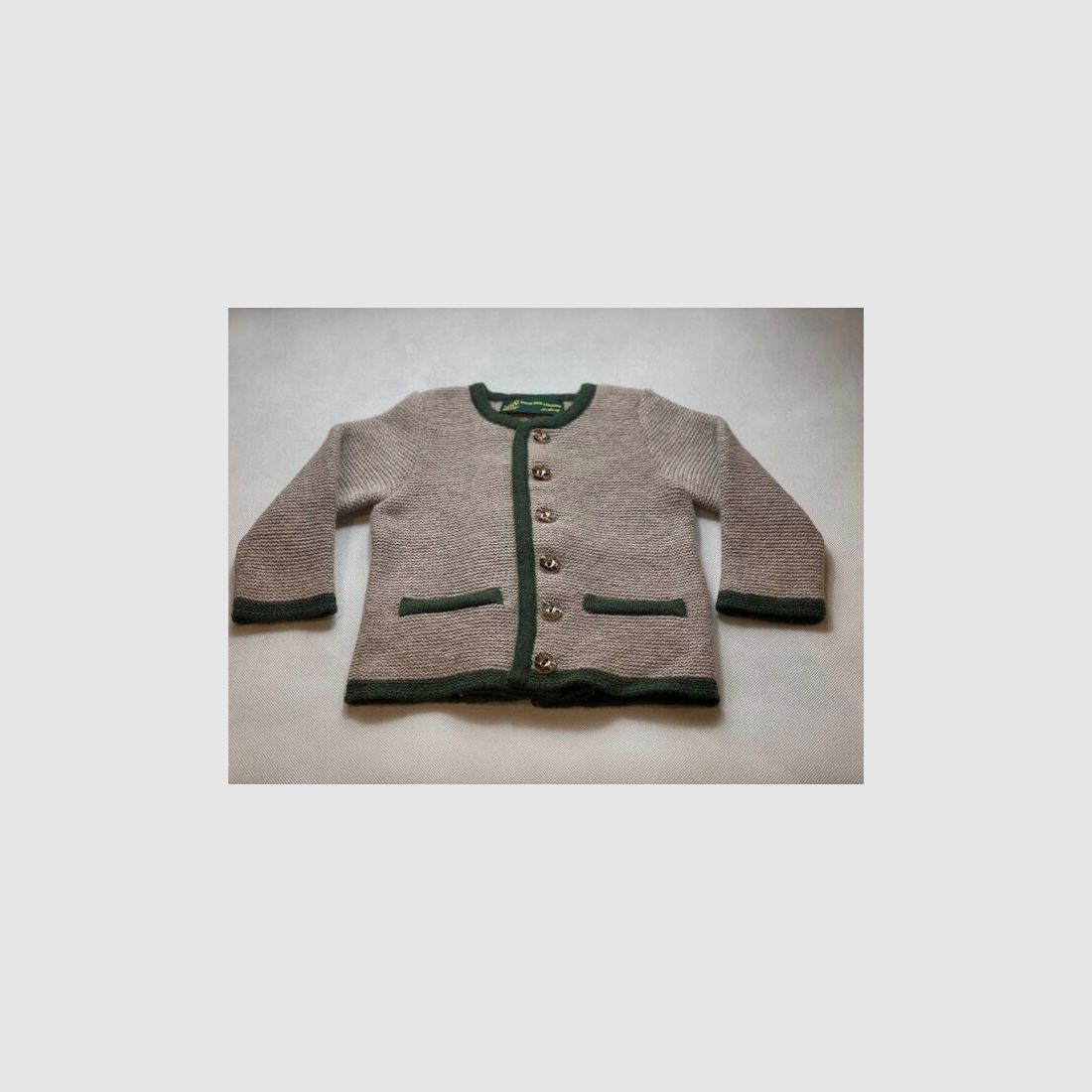 Kinder Strickjacke mit Falte Merinowolle in Beige/Grün, Bild 1 von 2