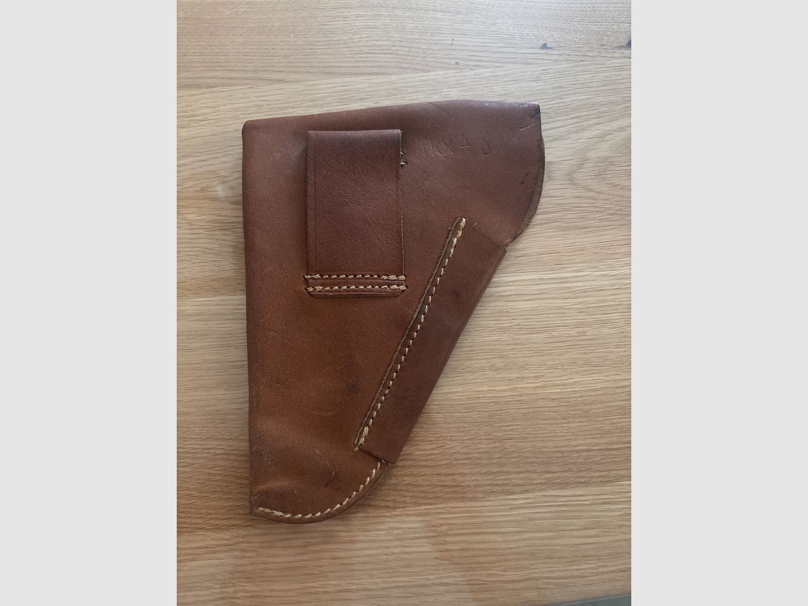 Verschillende holsters van leer
