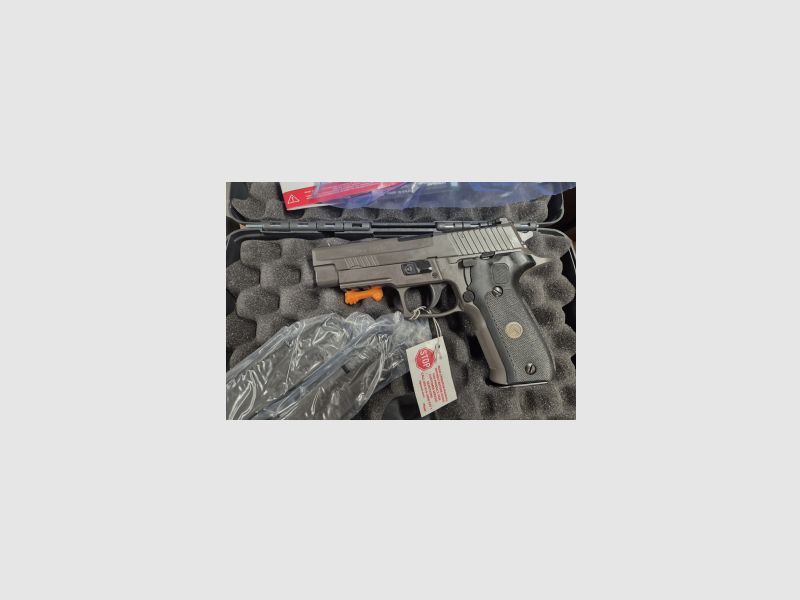 Sig Sauer P226 Legion 9mm Luger DA/SA