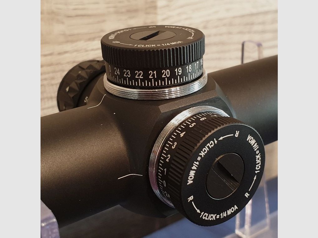 Meopta OPTIKA6 2,5-15x44 RD SFP kruis 4C met verlicht punt - Nieuwe goederen van de vakhandel -