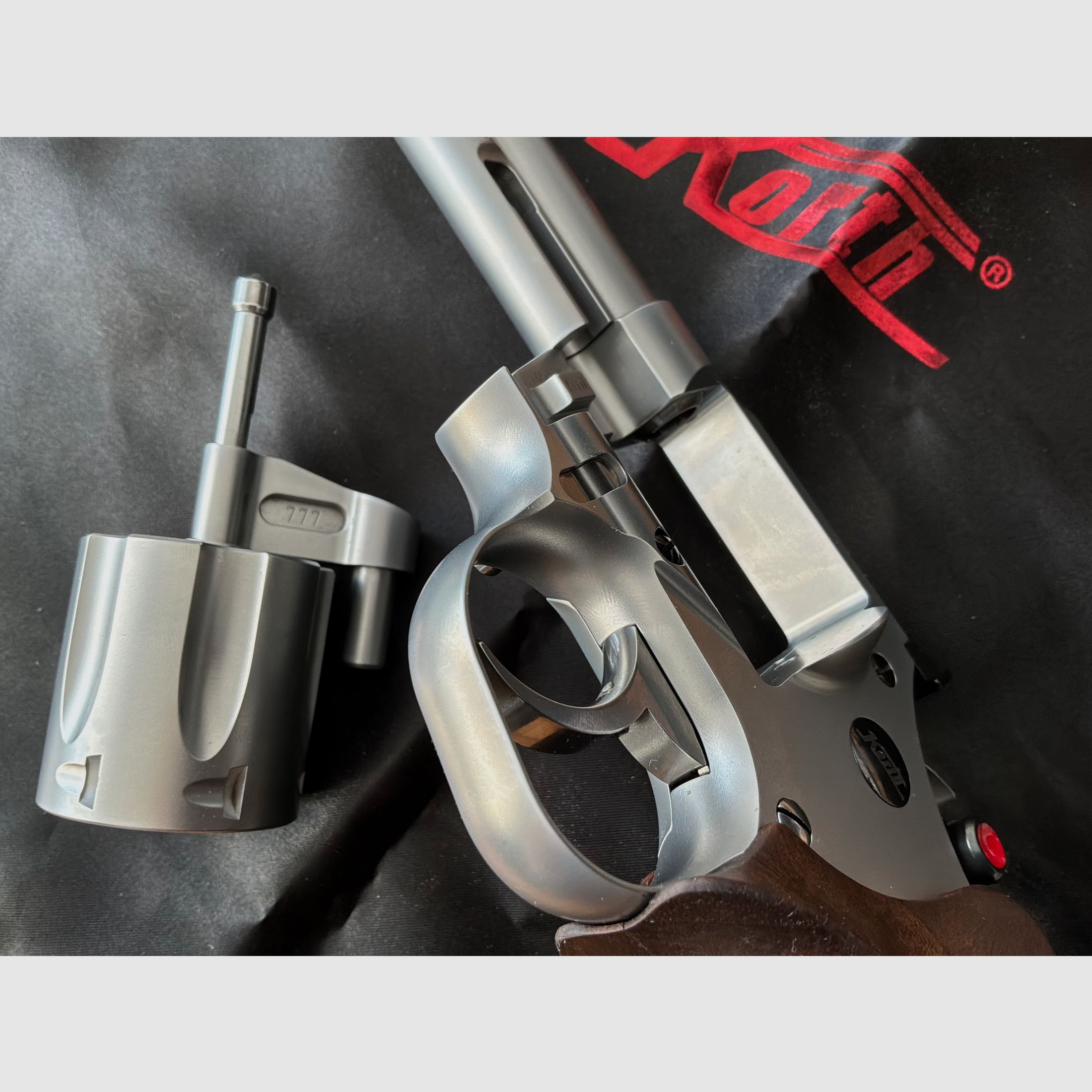 Korth Revolver Classic Cal.357 Mag 6 Zoll Silber