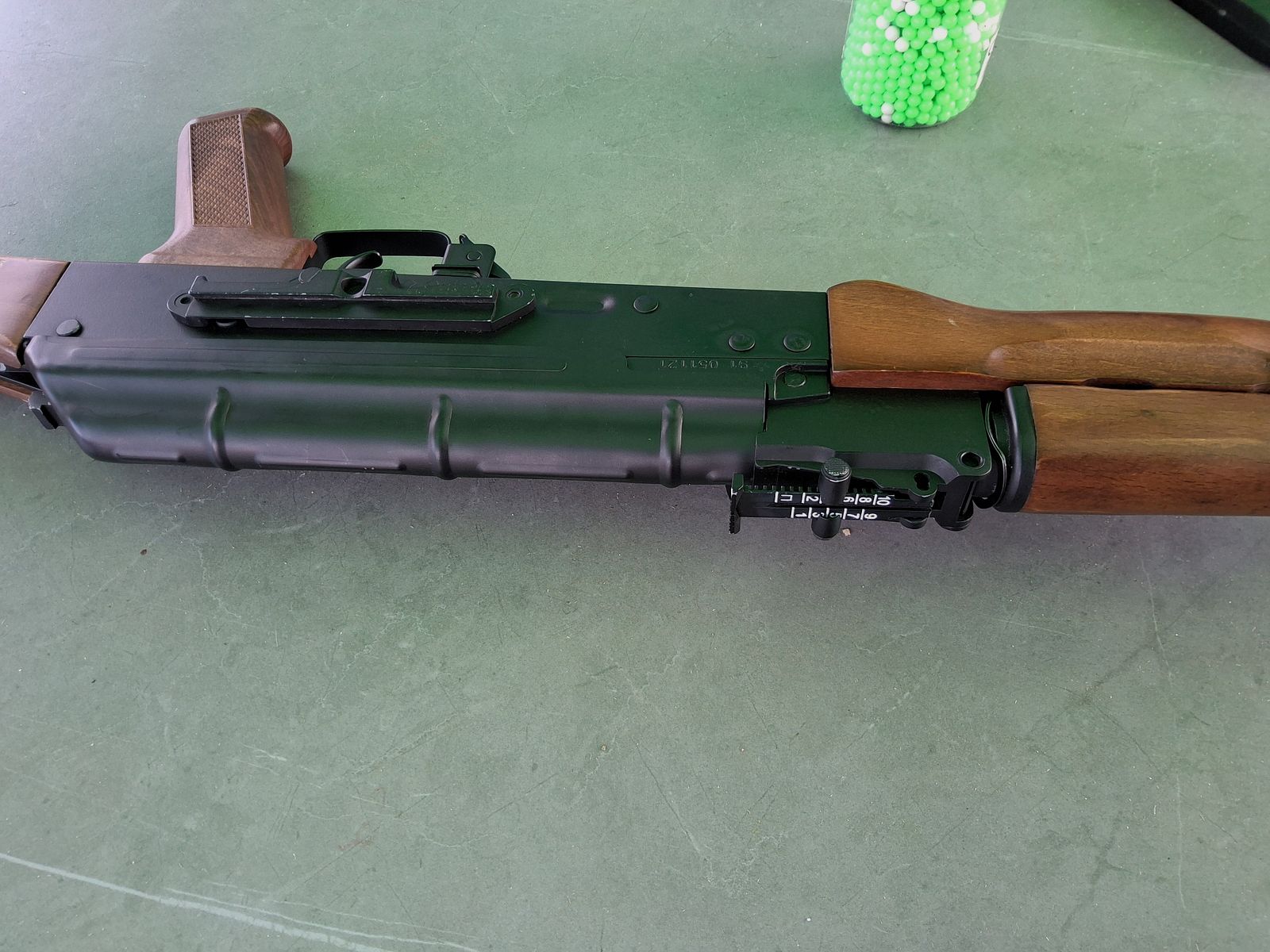 Full Metal Airsoft AKM – 1,6J Begadi tuningveer (echt hout)