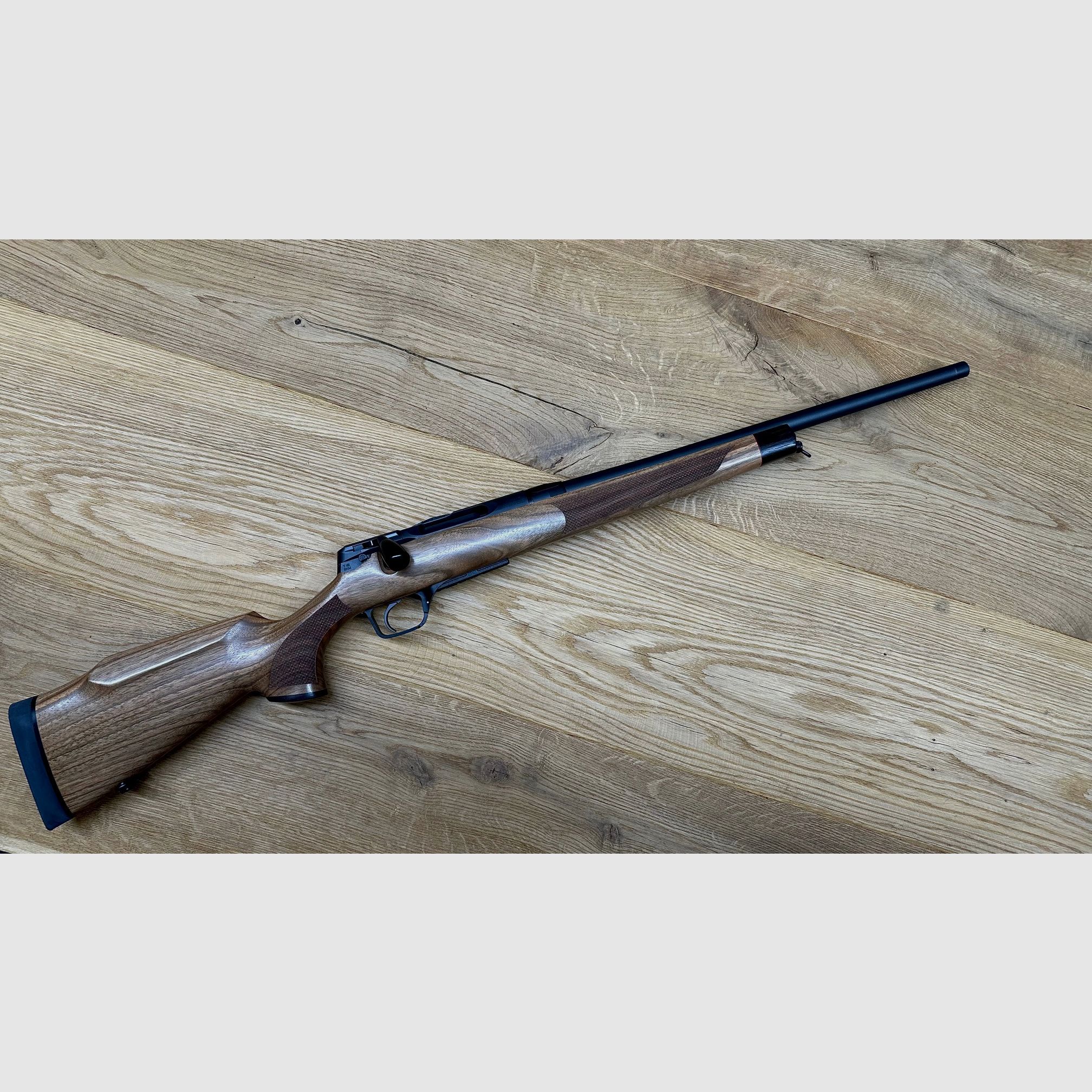 Strasser RS700 Legend / .308 Win. / LL 51 cm (gekürzt) / M14x1 / Walnussholz Schaft