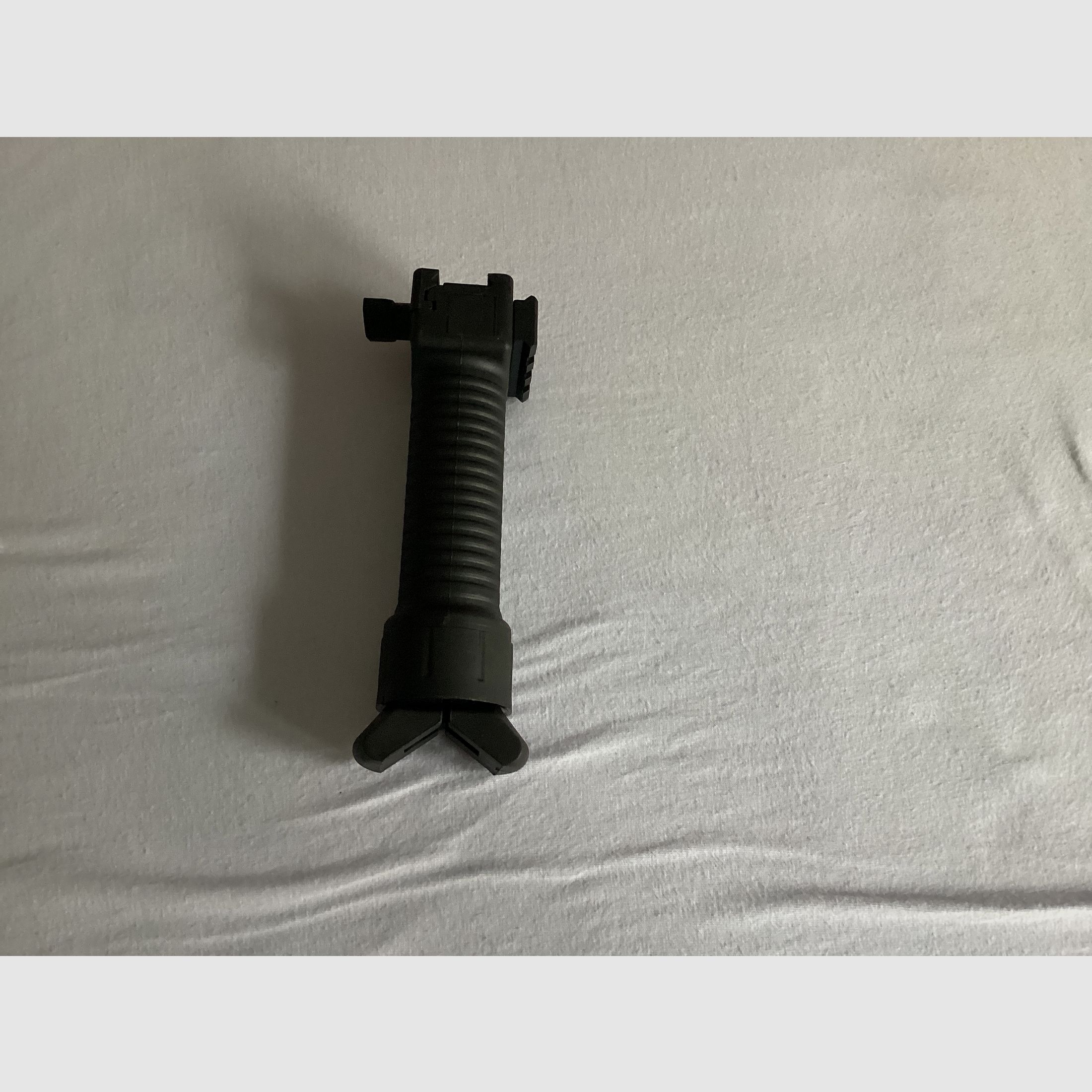 EK Archery R9 and accessories