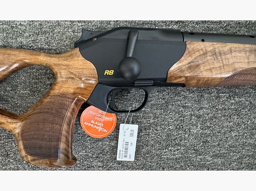 Blaser R8 Professional Success Holz .30-06 + Mündungsgewinde + Laufkürzung 52cm