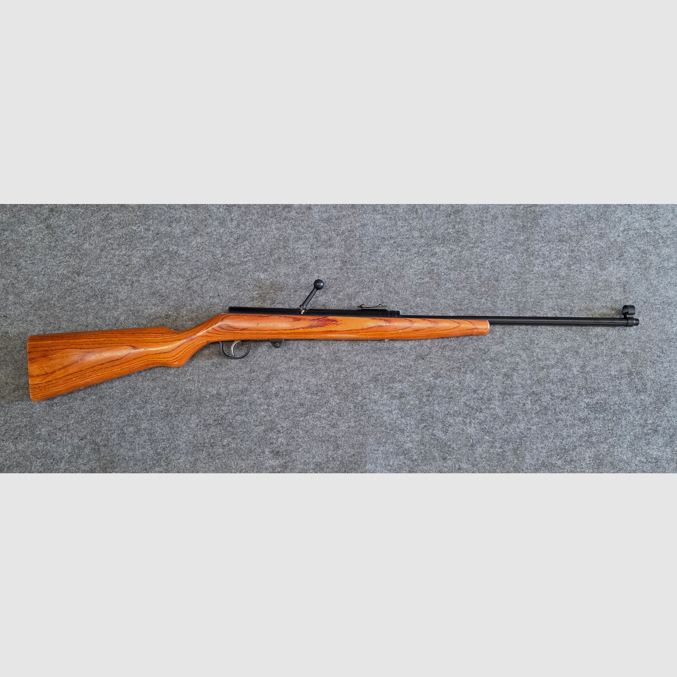 Haenel Mod. 49a good quality with laminated wood stock from 1963 in very nice condition bolt action no 310