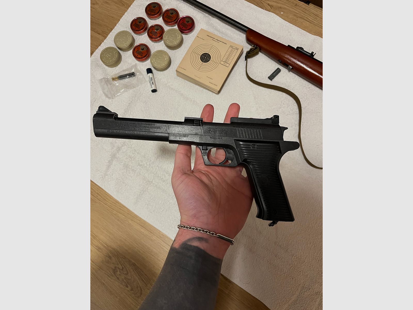 Crosman Model AA2 (Auto Air II)