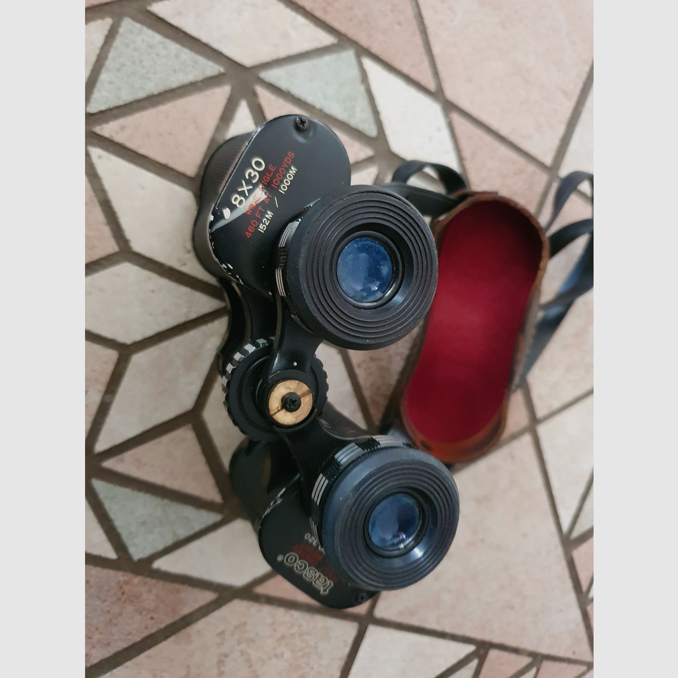 Tasco Fernglas 8x30