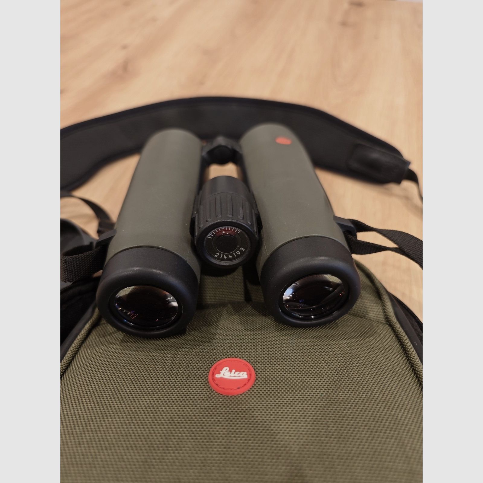 Leica Noctivid 10x42