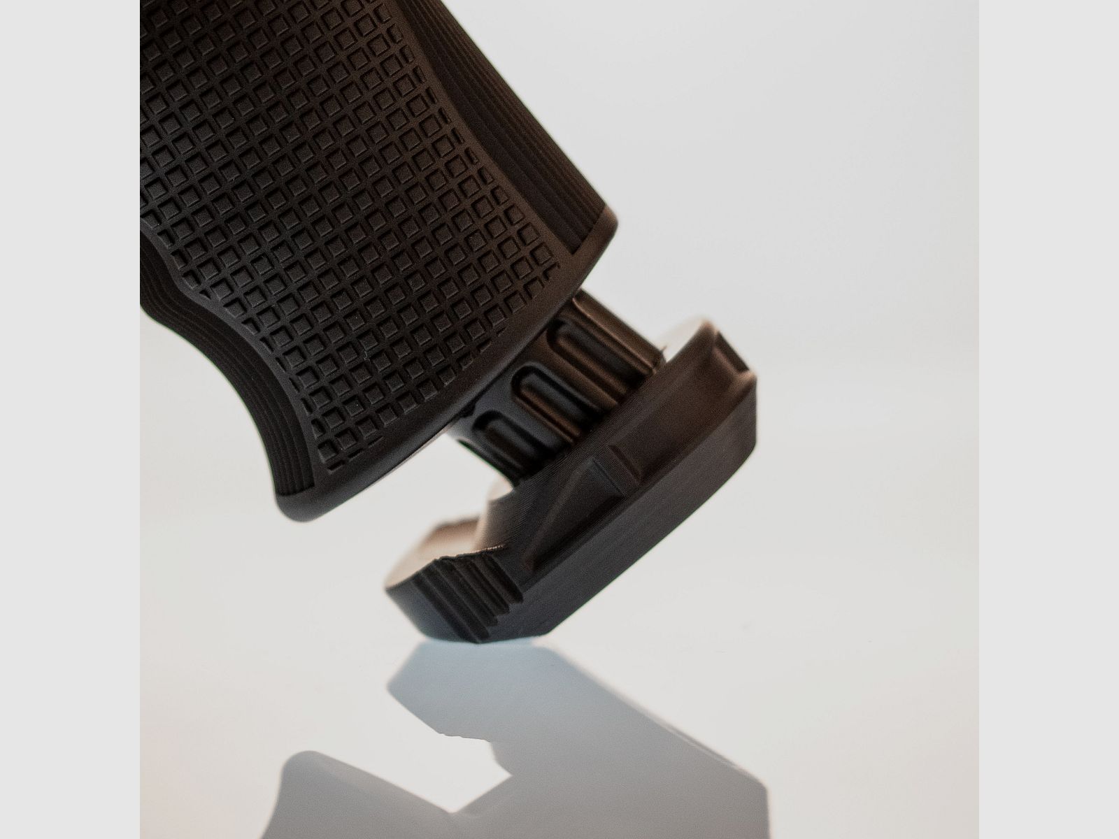 ABVERKAUF | PUNCH BUTTON | Universal | HDR68 | SCHWARZ | Cal.68