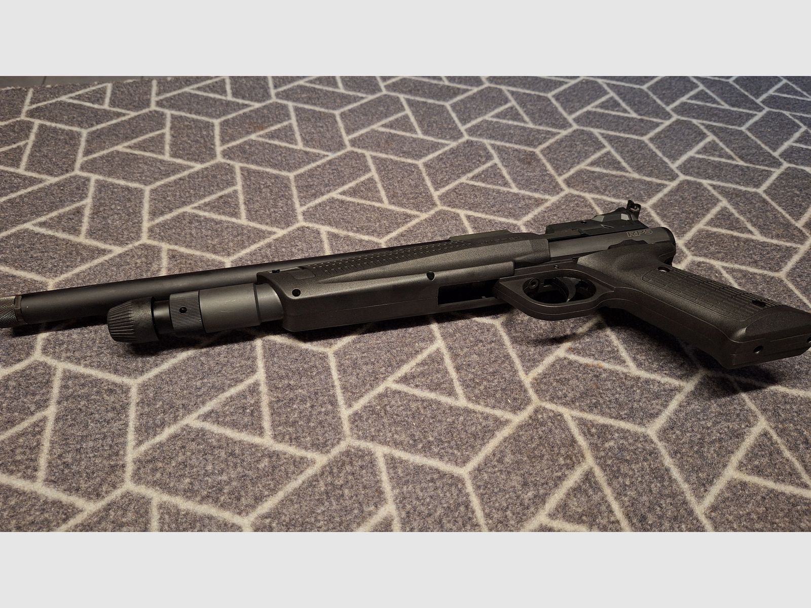 Umarex RP5 4,5 mm CO2 Pump Action mit 2x 5 Schuss Magazinen - Rarität!