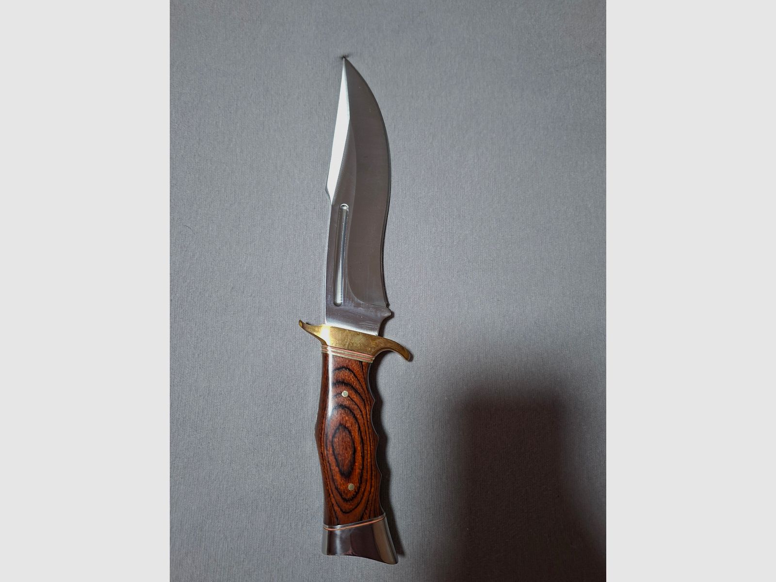 Columbia Bowie-/Outdoormes met houten handvat & schede