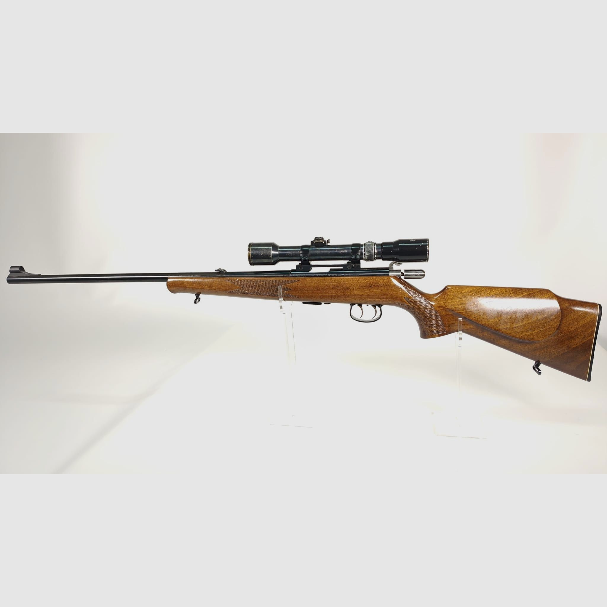 Anschütz 1415/16 rifle de repetición de calibre .22lr