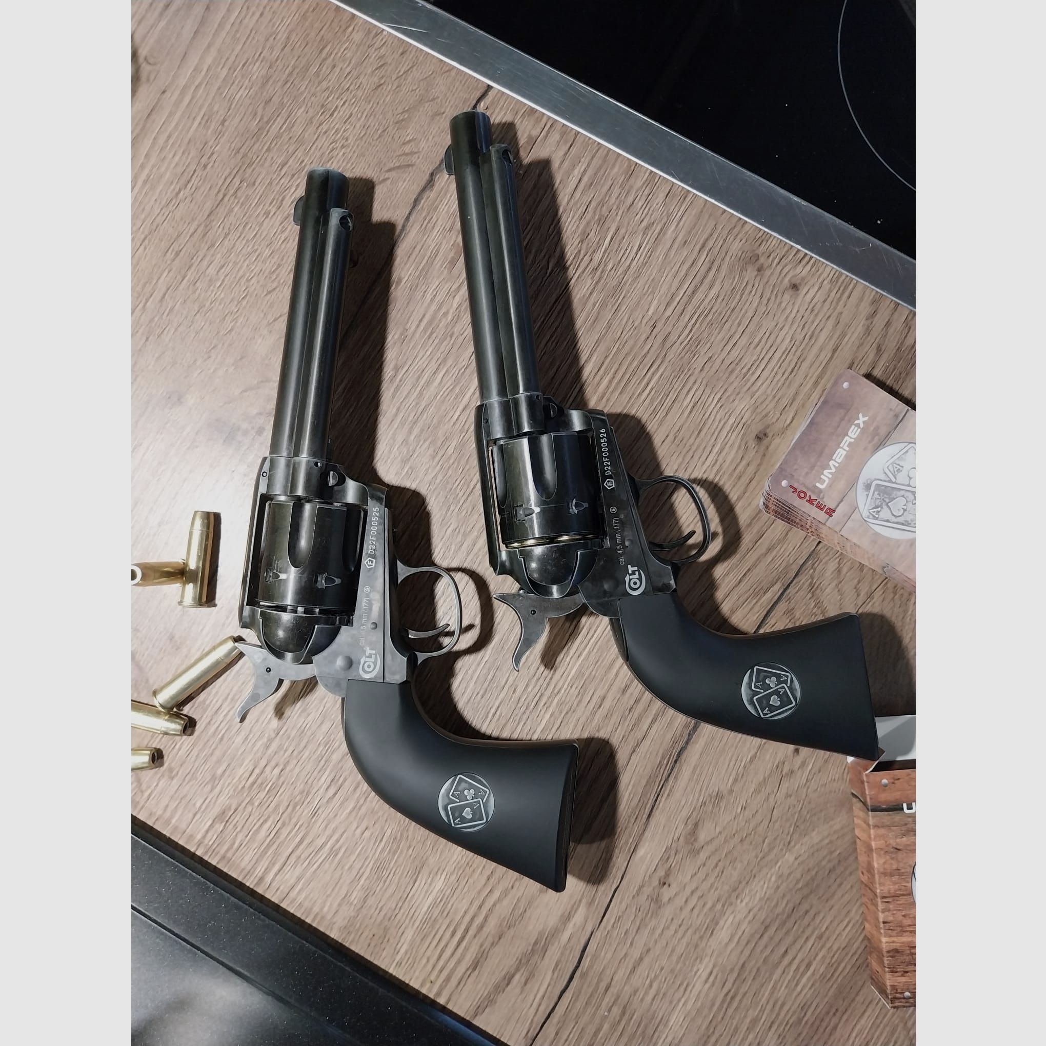 Colt Single Action Army® SAA Double Aces Duel Set - Co2-Revolver Kaliber 4,5 mm BB (P18)