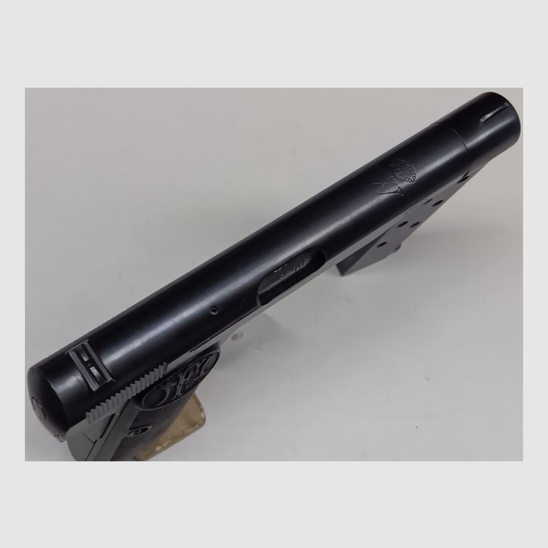 FN - Fabrique Nationale D`Armes De Guerre - Herstal - Belgique Mod. 1910/22 " Königin Wilhelmina "
