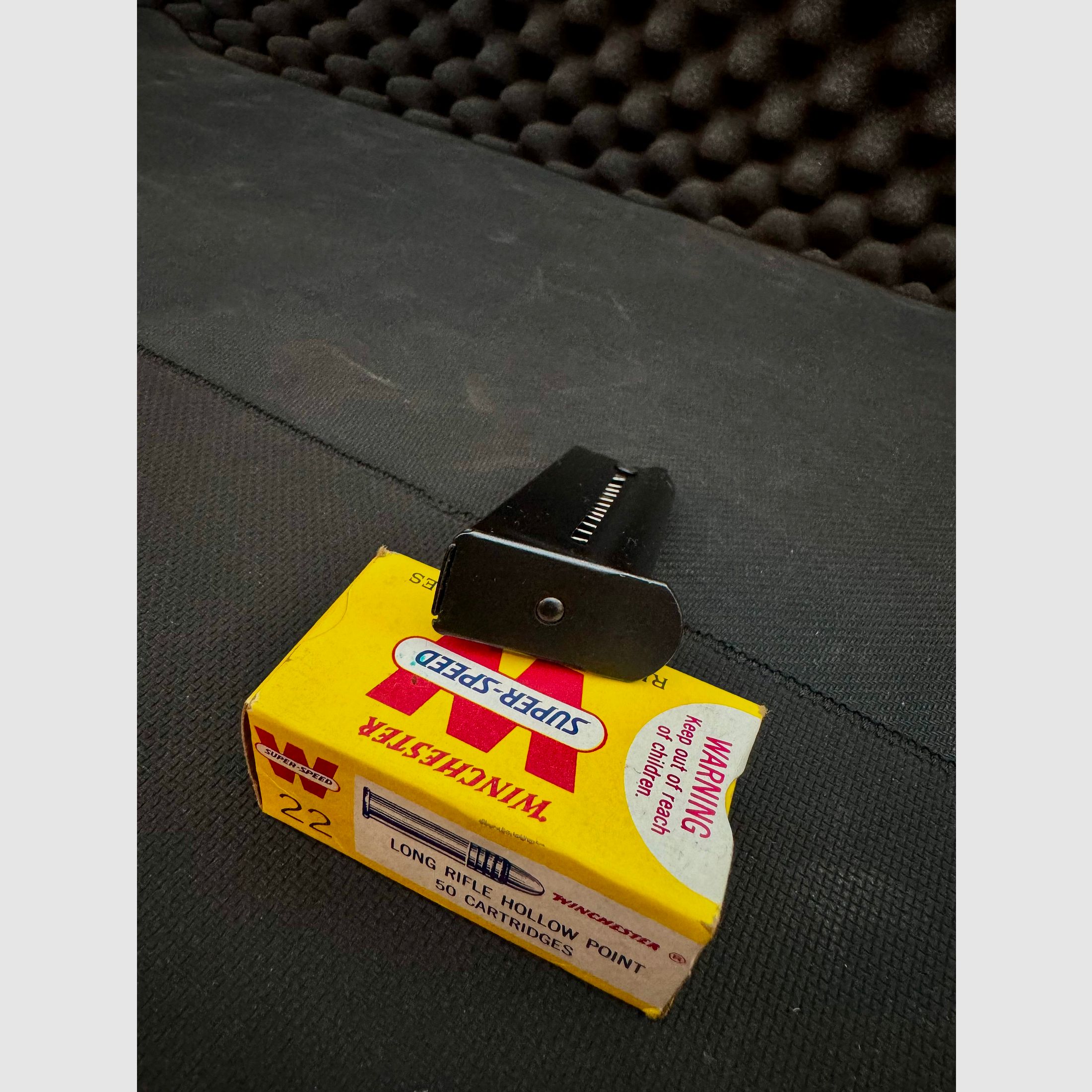 Magazin Walther PP .22lr, .22lfb, Metallboden