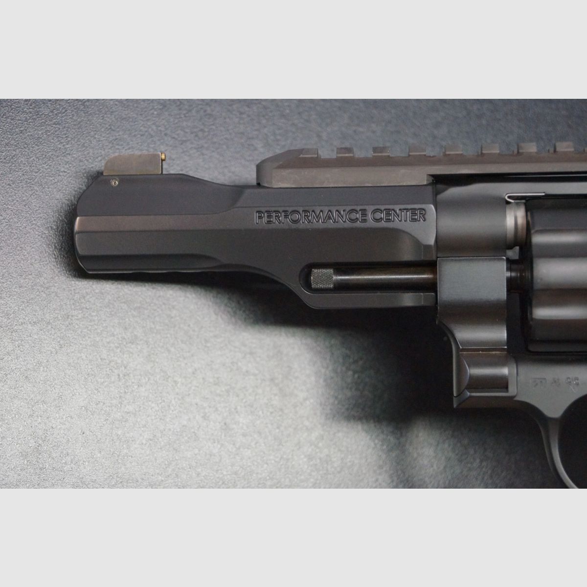 Smith & Wesson 327 PC TRR 357 Mag 5″ 8 Schuss, Bild 5 von 8