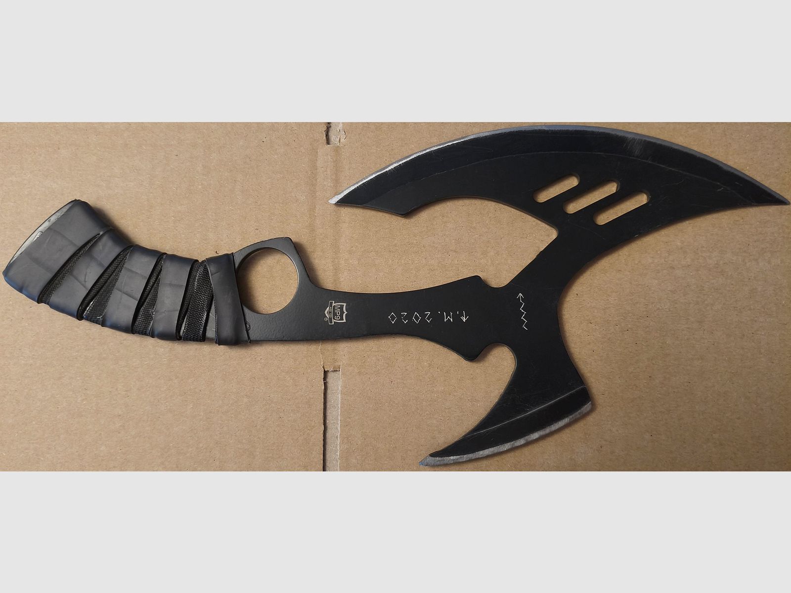 MP9 Aisi 420 throwing axe