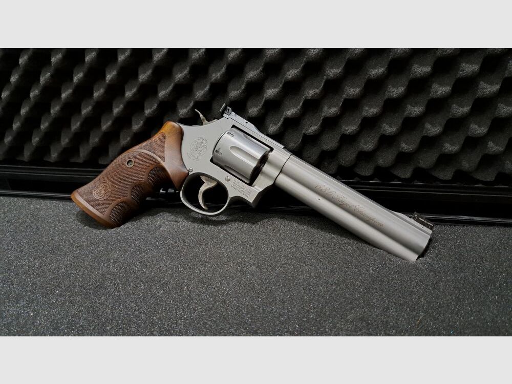 Smith & Wesson 686-6 Target Champion, immagine 1 di 5