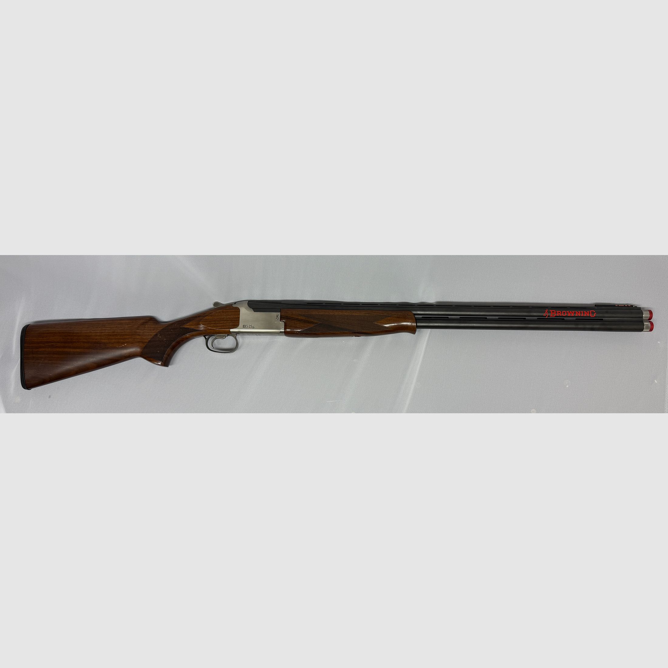 Browning B525 "New Sporter One", calibre 12/76, longitud del cañón 76 cm, chokes intercambiables y garantía