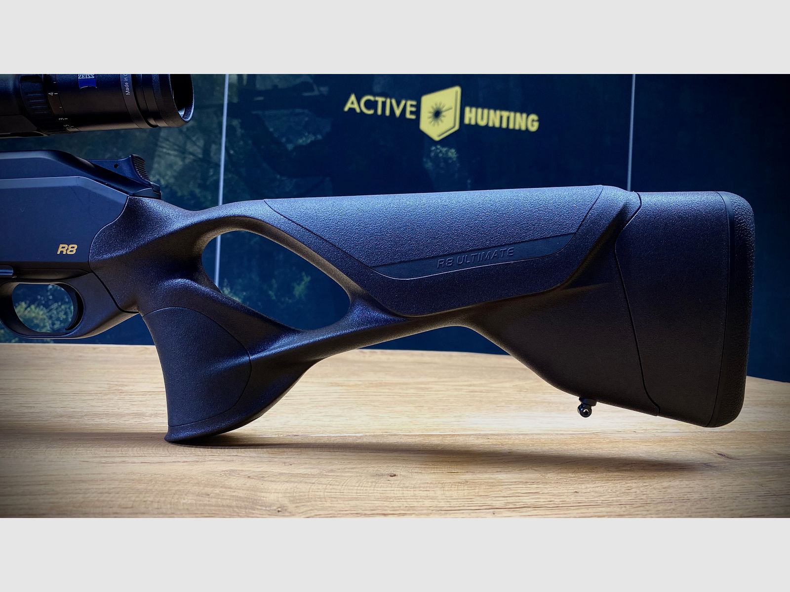 Blaser R8 Ultimate / Elastomer inserts / ZEISS Victory HT 2.5-10x50 / Roedale 50XK+ / M15x1 caliber & barrel length of choice