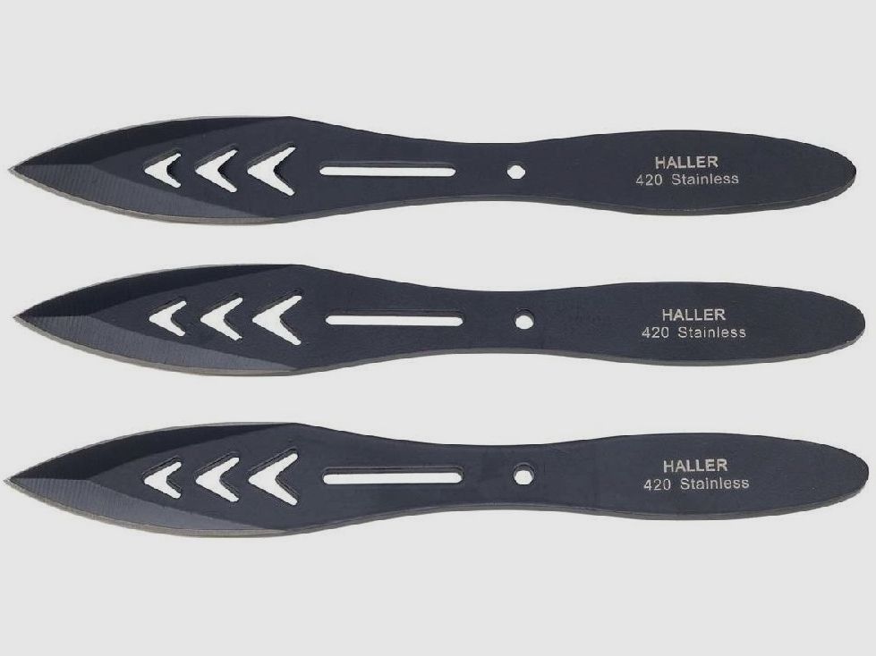 3 small throwing knives in black nylon sheath