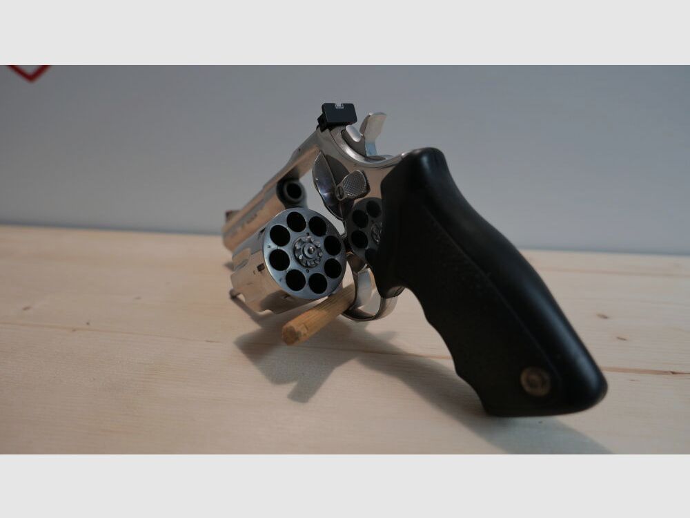 Taurus 608 Power Eight .357Mag