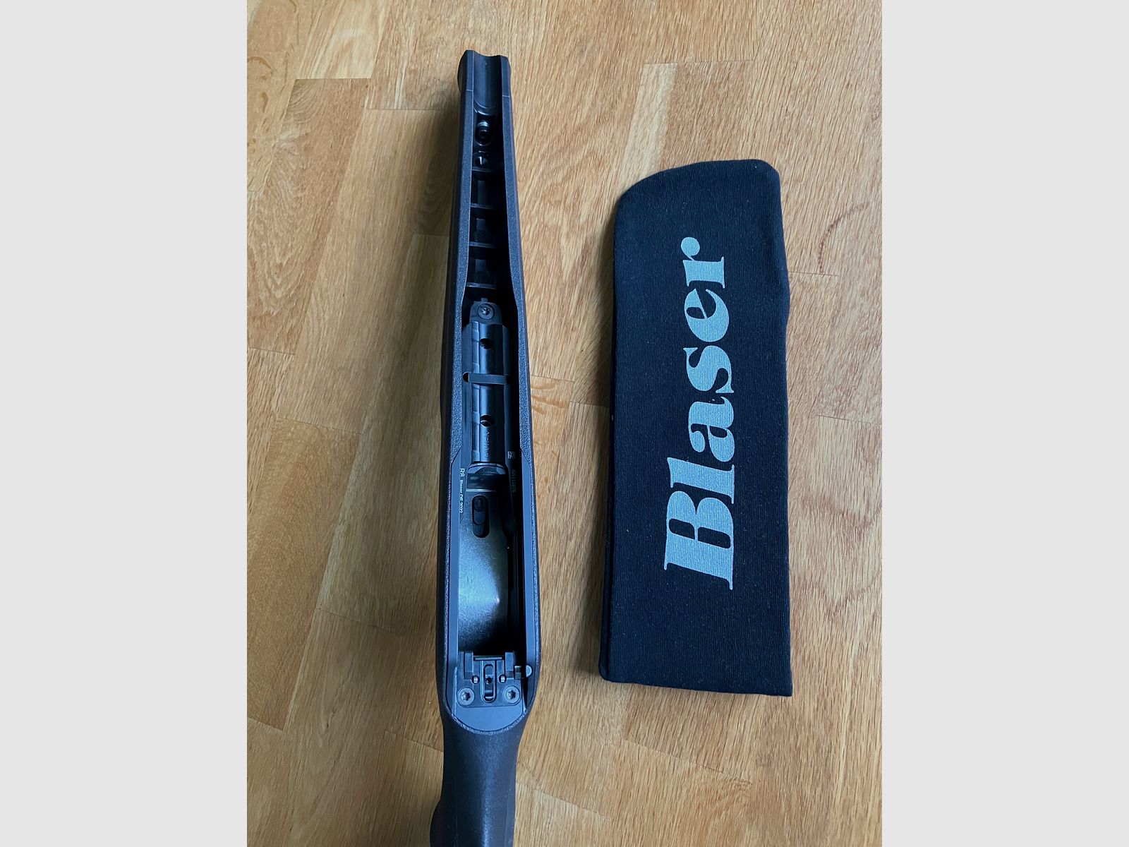 BLASER R8 Professional Komplettierung schwarz-braun für Standardlaufprofil - Nagelneu