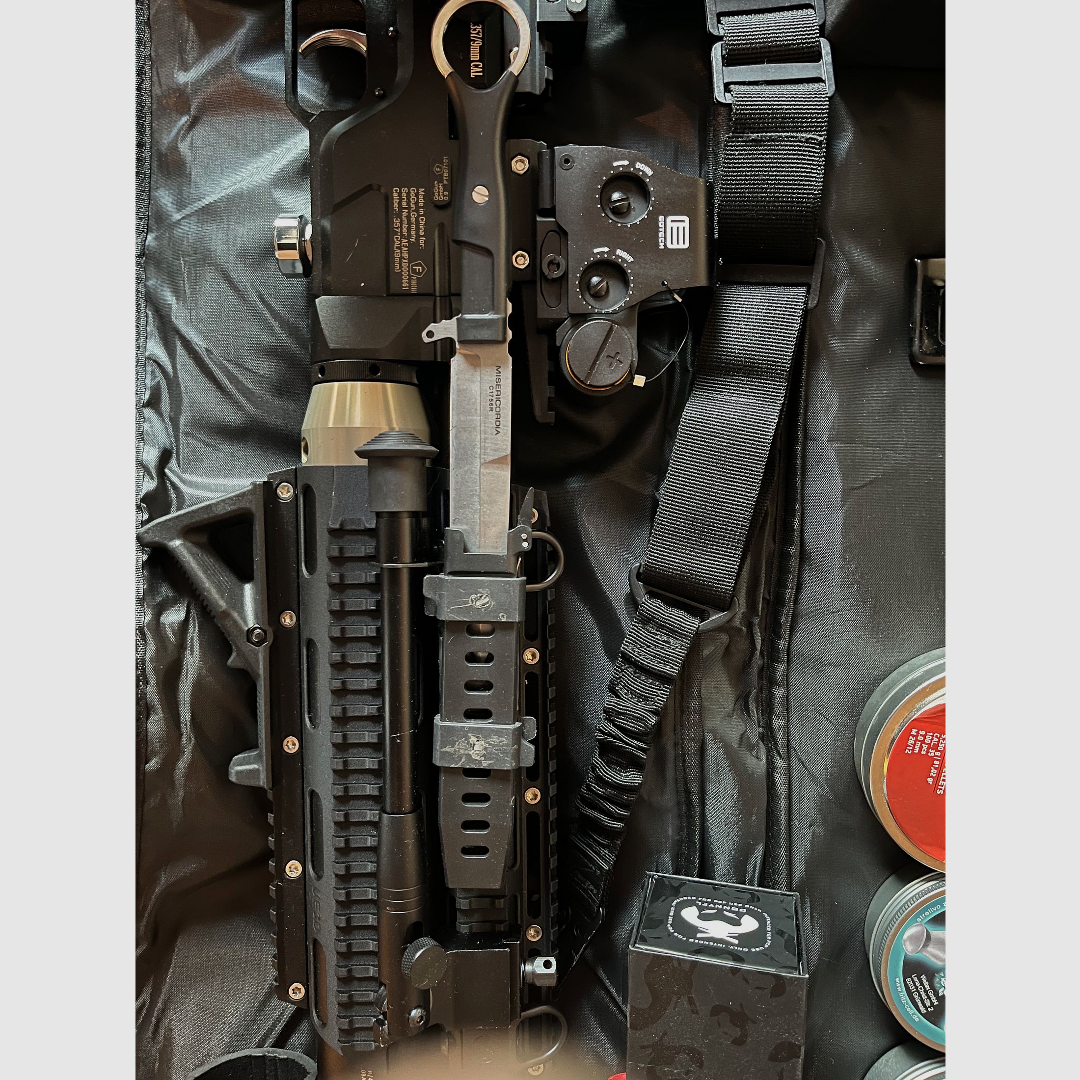 Hp Max MK2 Taktical Demo Auto kal 32/9mm veel accessoires