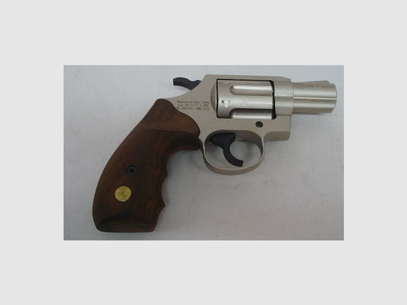 Detective Special Kal.9mmR.K. - nickel mit Holzgriff