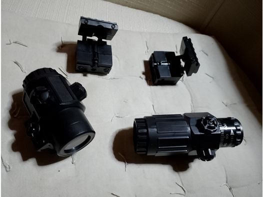 2 pcs. foldable sight magnifier dummy optics sight magnifier as good as new Airsoft Softair rifle Paintball