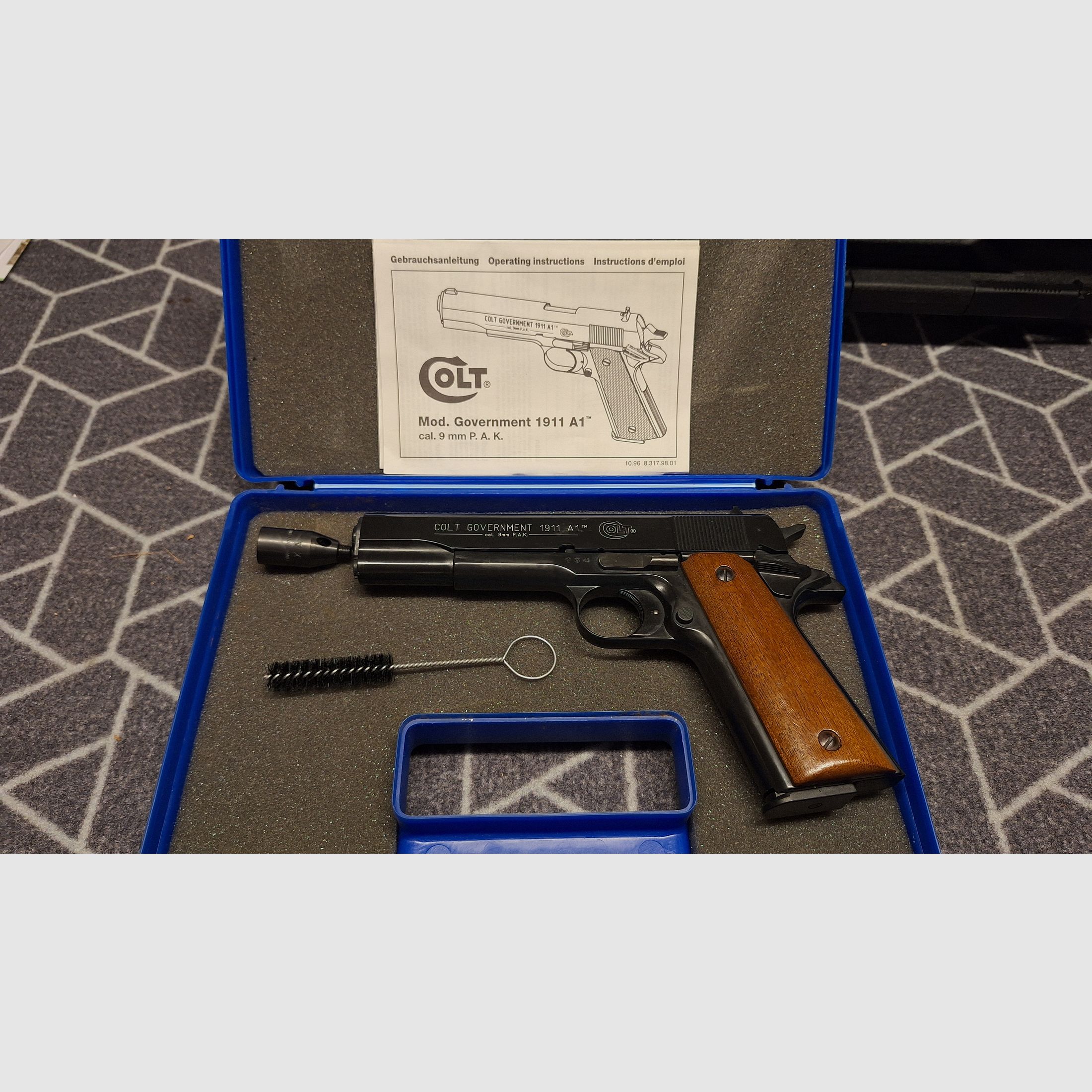 Colt Government 1911 A1 SRS pistol black wooden grips 9 mm P.A.K. new!