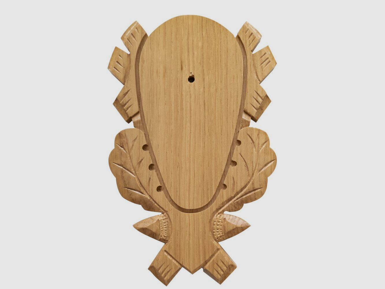 Massive oak shield for roe deer buck