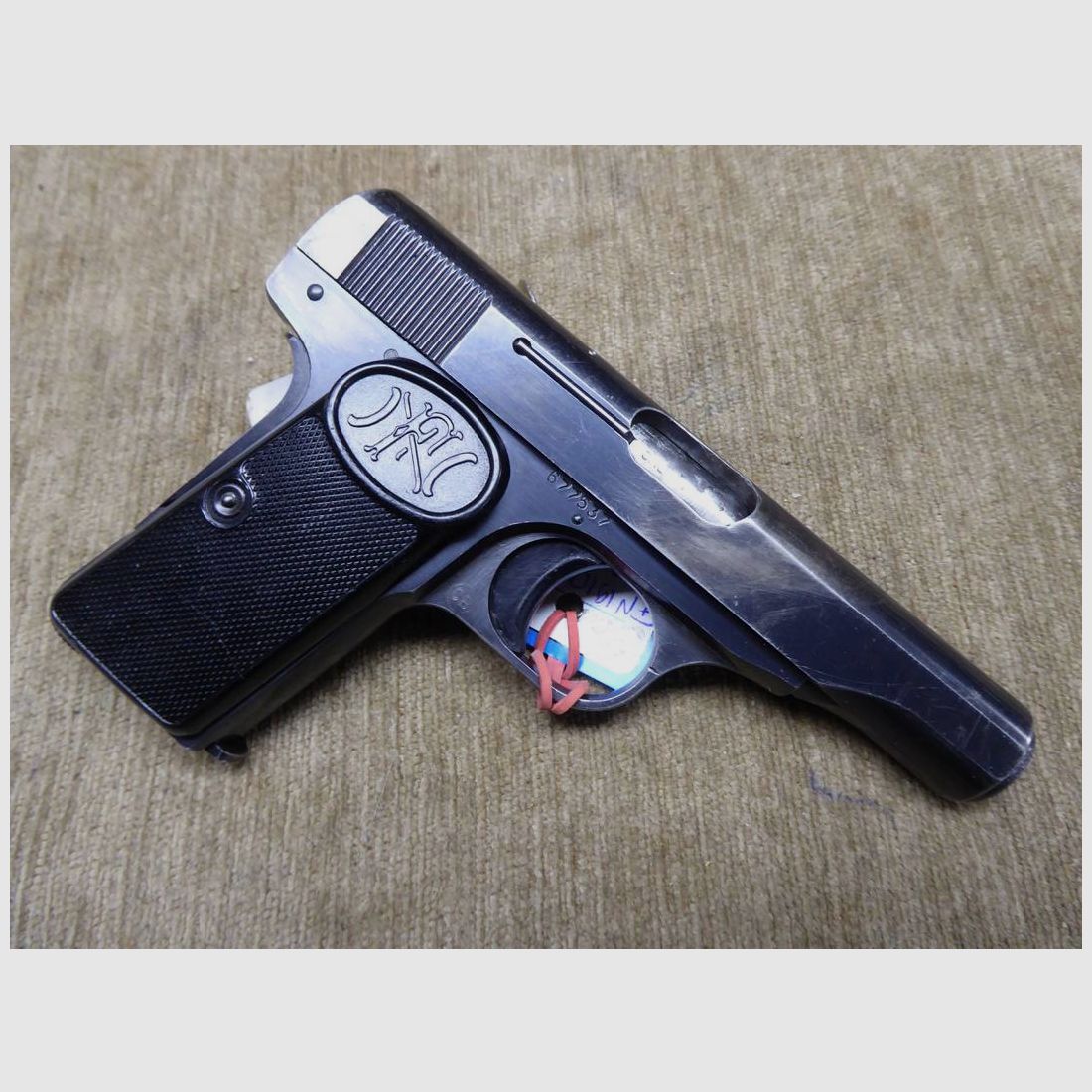 Pistola FN 1910 cal. 7,65Br, immagine 1 di 2