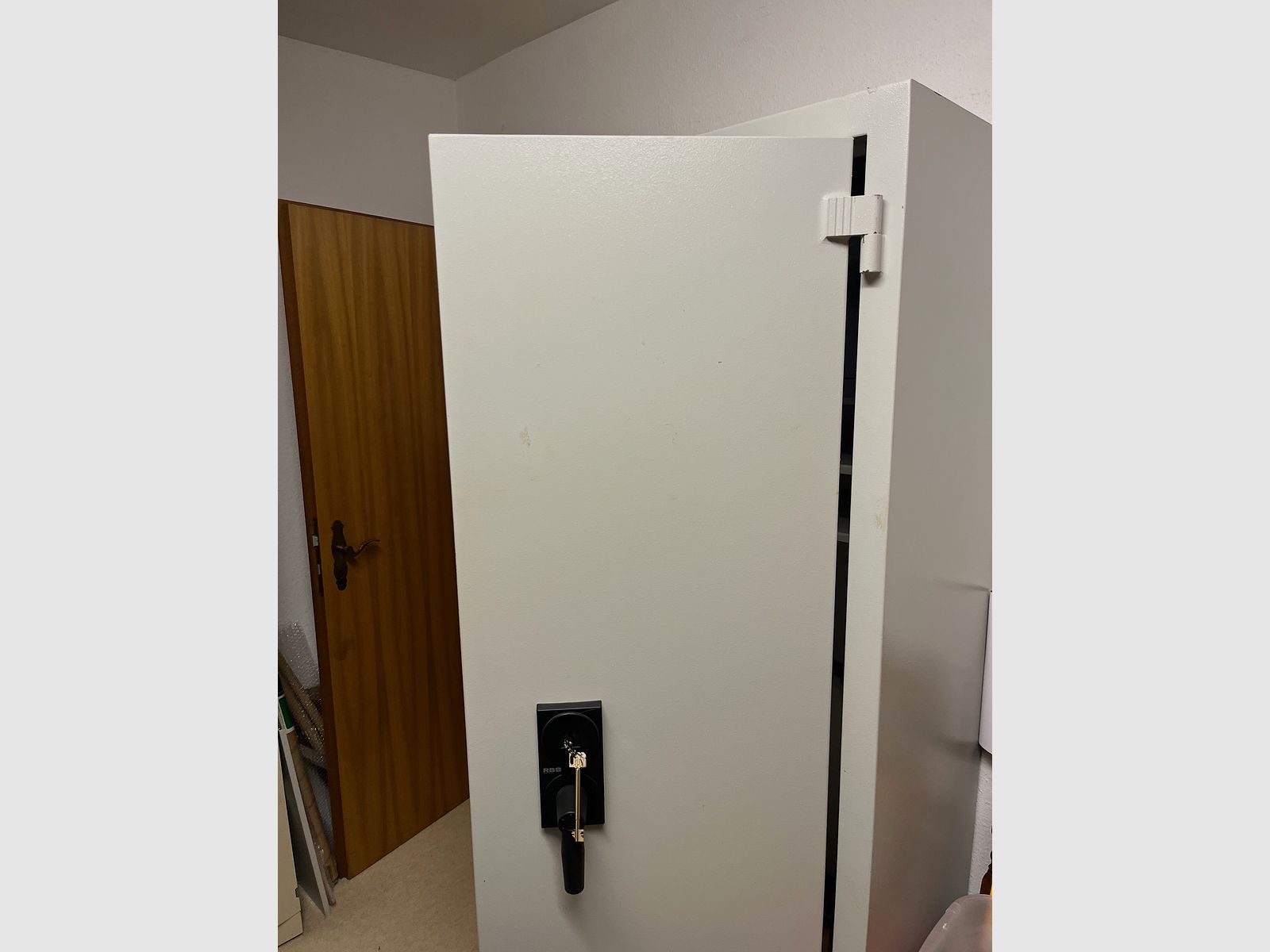 Armoire à armes / Coffre-fort / Armoire à munitions